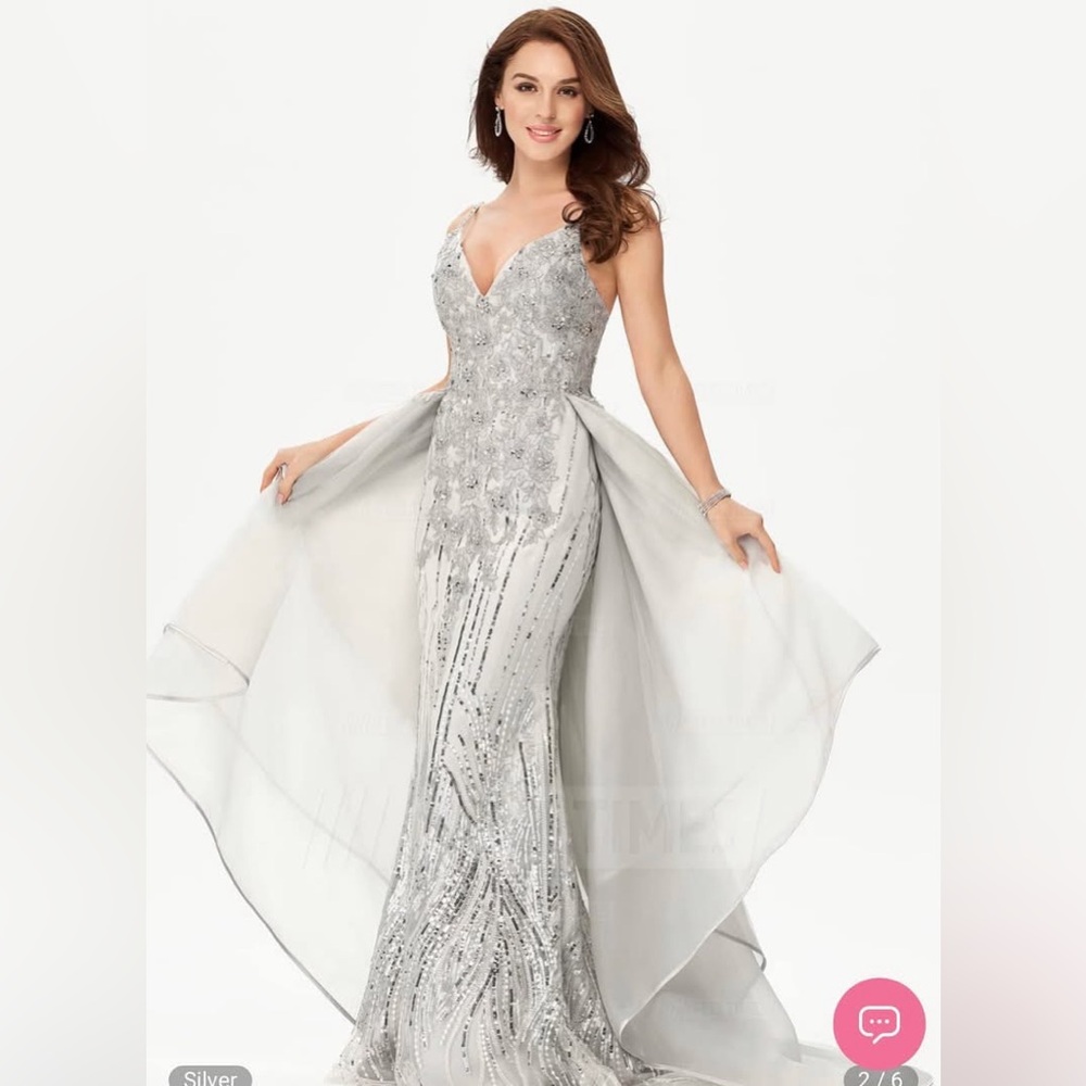 Prom dress and evening dress